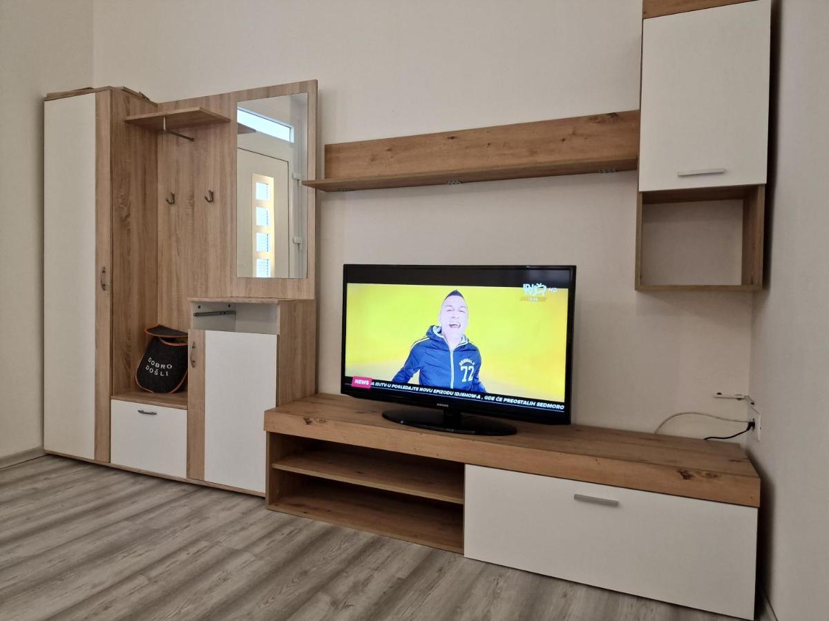 Secret Garden Apartment Копер Екстериор снимка