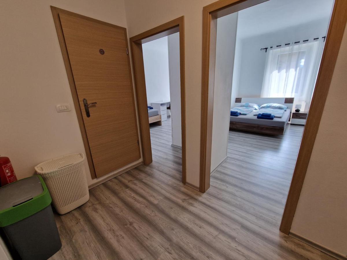 Secret Garden Apartment Копер Екстериор снимка