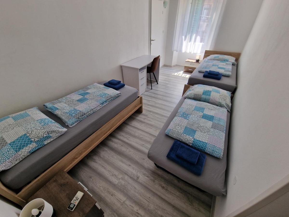 Secret Garden Apartment Копер Екстериор снимка