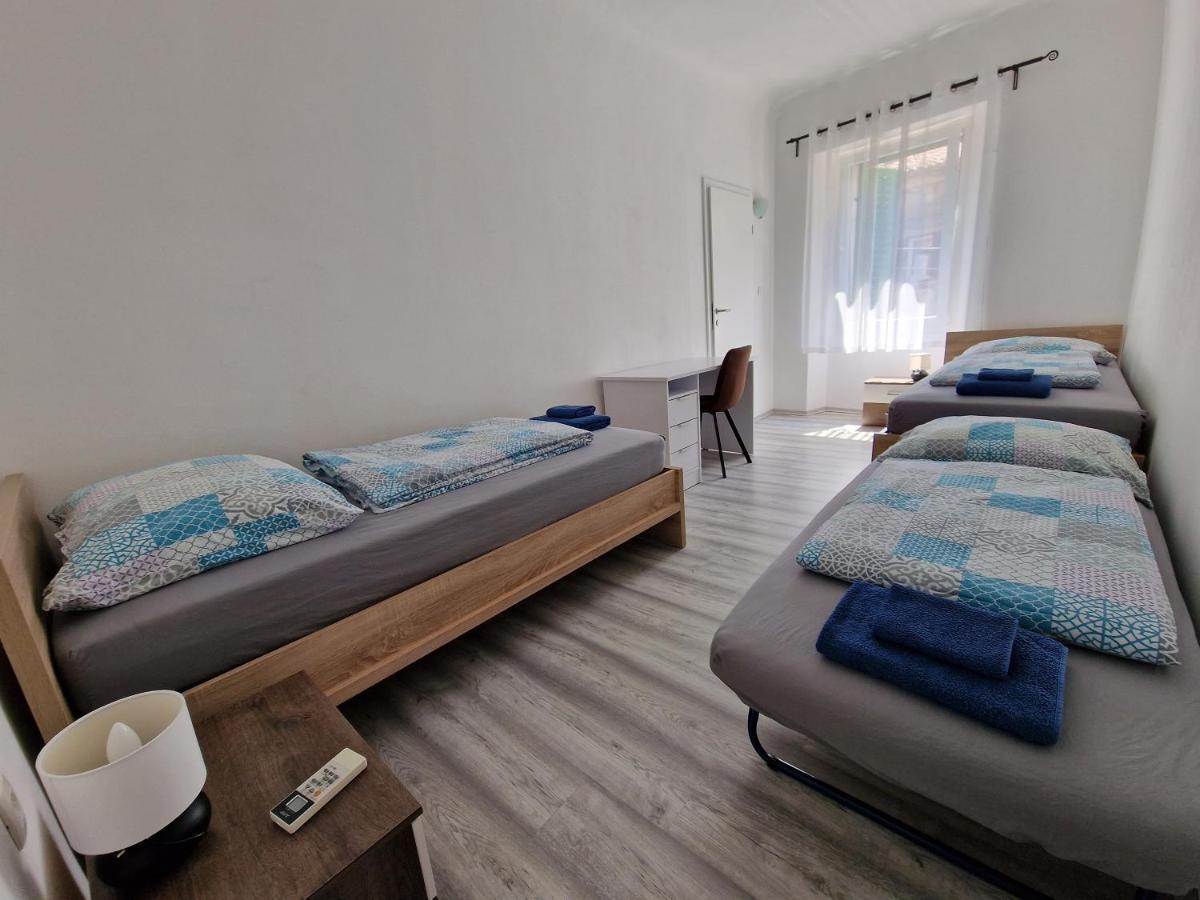 Secret Garden Apartment Копер Екстериор снимка